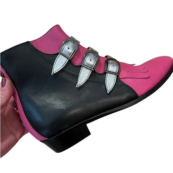 Modern Vice NYC Jett Black Pink Silver Leather Buckle Ankle Boots Size 37 7 - Picture 3 of 9